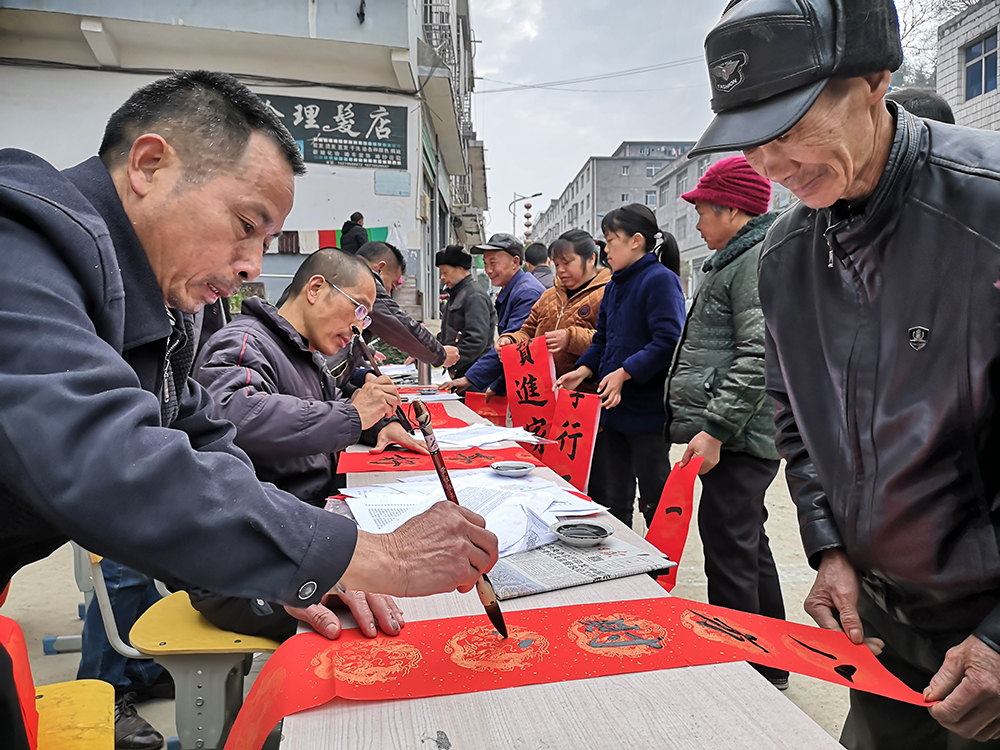 义上云天一生肖：深度解读生肖文化与现代社会